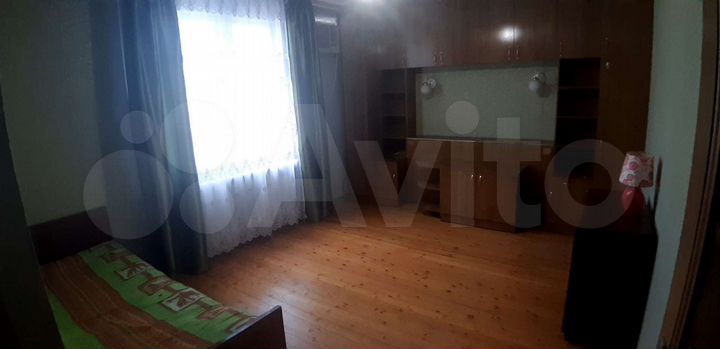 Комната 20 м² в 3-к., 2/2 эт.