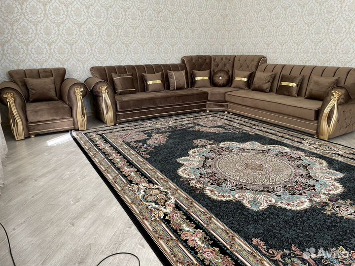 Мебель диваны и кресла