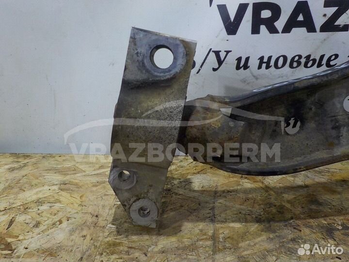 Рычаг передний левый VW Golf