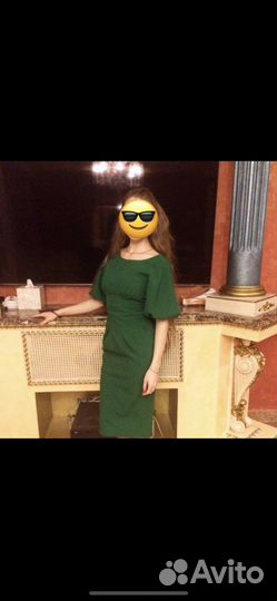 Платье нарядное 44 размер