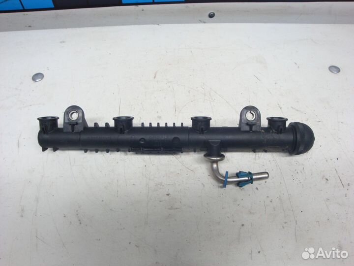 Рампа Рейка топливная Opel Corsa C Z12XE