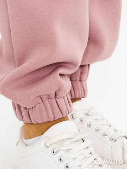 Костюм спортивный женский утеплённый