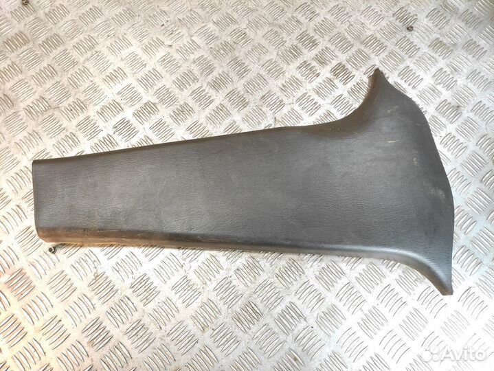 Обшивка стойки правая Hyundai Sonata 2001-2012