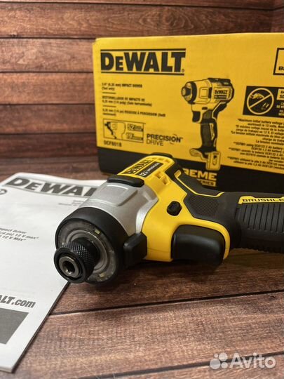 Винтоверт импакт dewalt dcf801