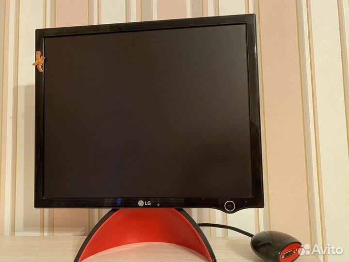 Монитор Lg 19