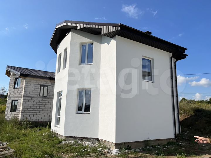 Дом 90 м² на участке 5 сот.