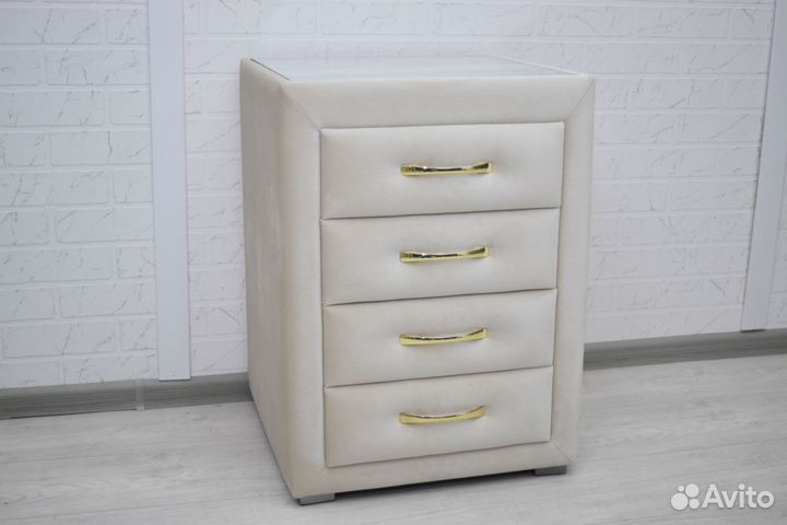 Тумба прикроватная