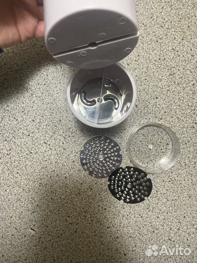 Терка безопасная круглая для твердых продуктов