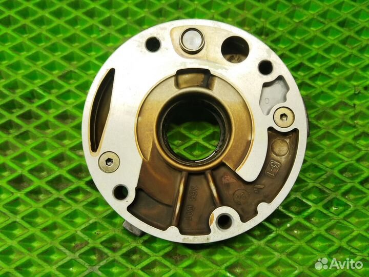 Масляный насос двигателя Volvo s40 b4204s