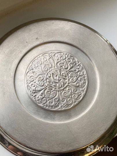 Подставка под рюмки