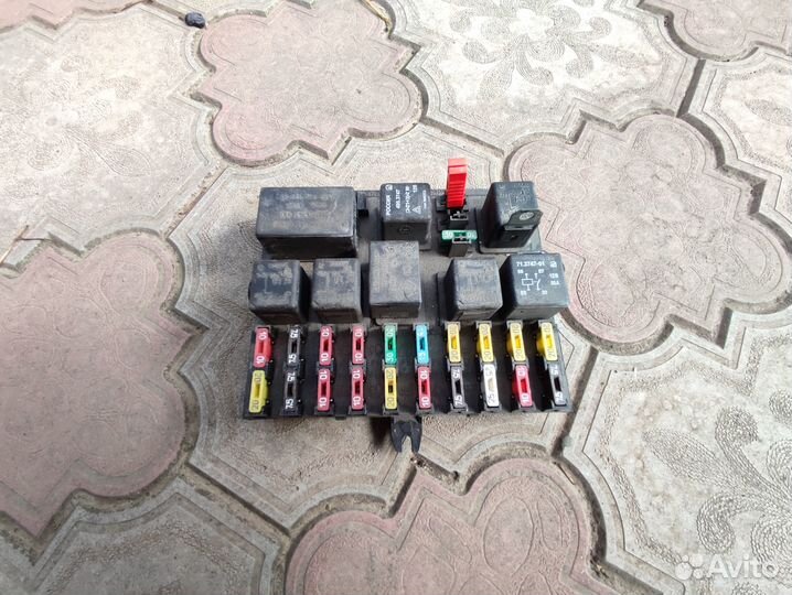 Щиток предохранителей