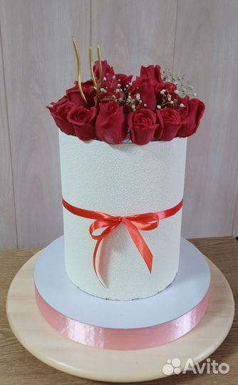 Торты на заказ, а также капкейки и другие сладости