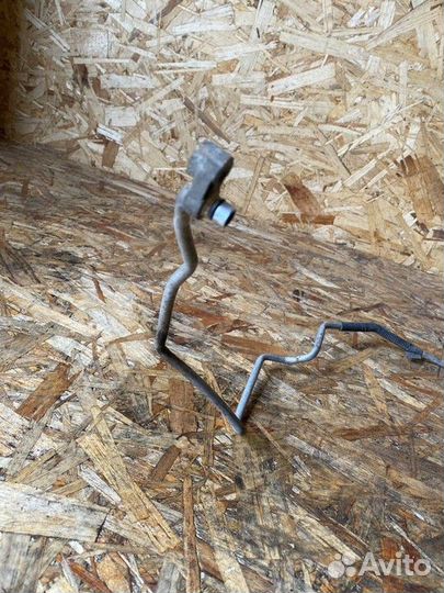 Трубка кондиционера Toyota Avensis