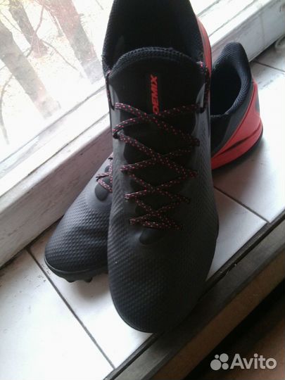 Бутсы(сороконожки) Demix exponenta 27,5cm.(42.5ru)