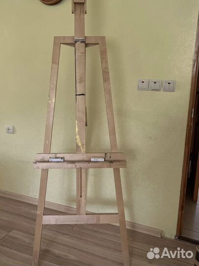 Мольберт художественный