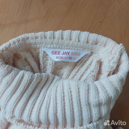 Свитер для девочки(мальчика) 92 см