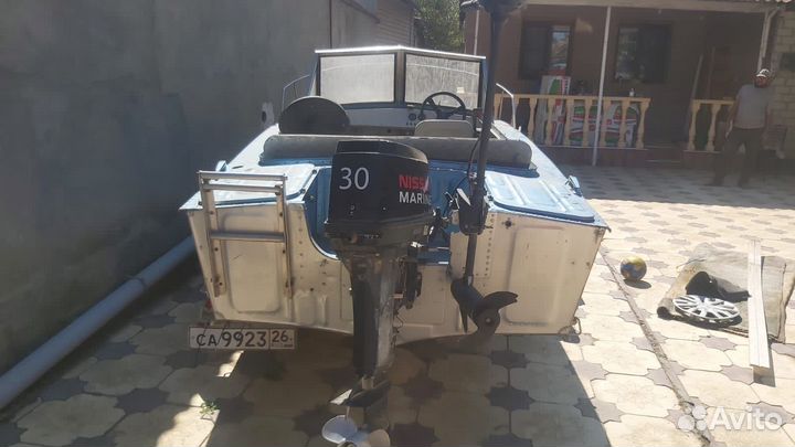 Моторная лодка