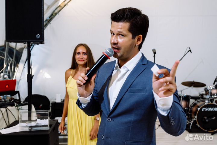 Ведущий на праздник, тамада, диджей