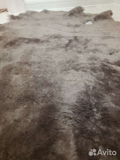 Шкуры овчина (коврик меховой)