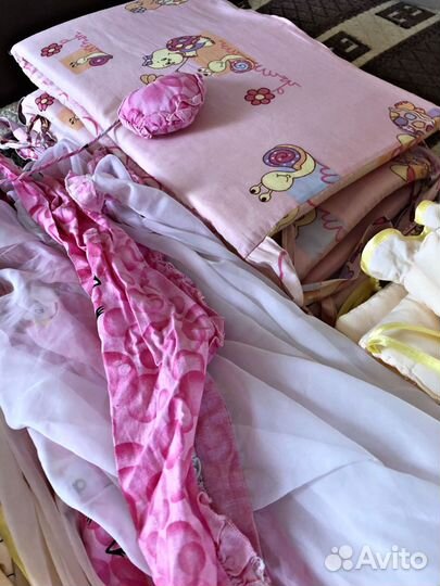 Бортики на кроватку