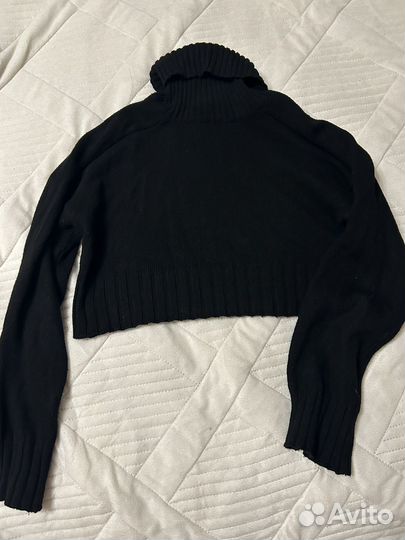 Укороченный свитер love republic