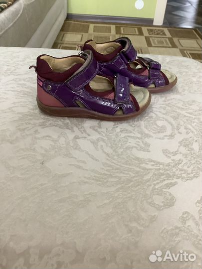 Босоножки для девочки