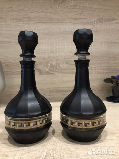 Графины 2 шт