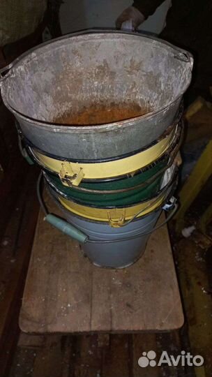 Ведра эмалированные