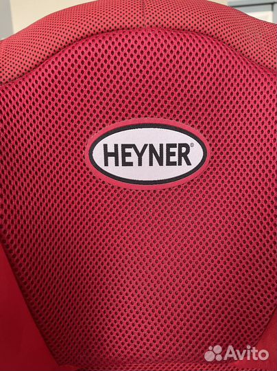 Автомобильное кресло