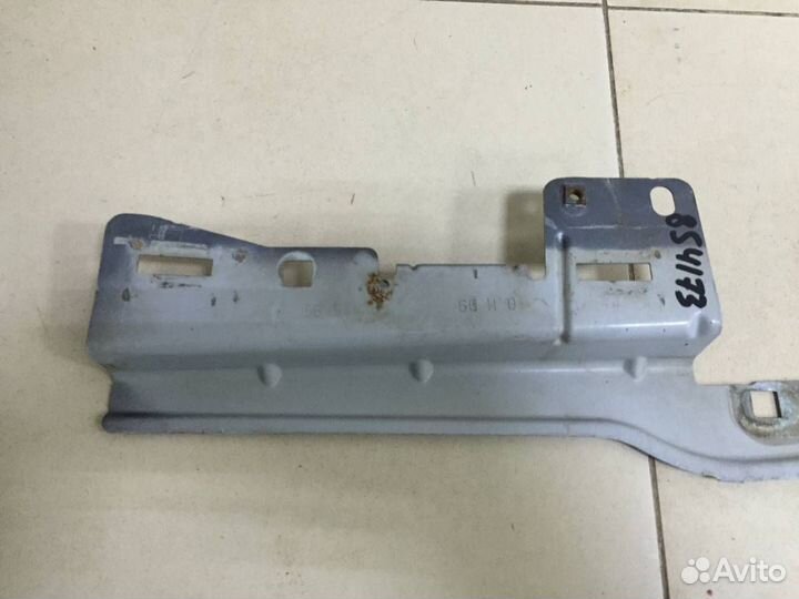 Кронштейн крепления крыла Citroen C4 2005-2011