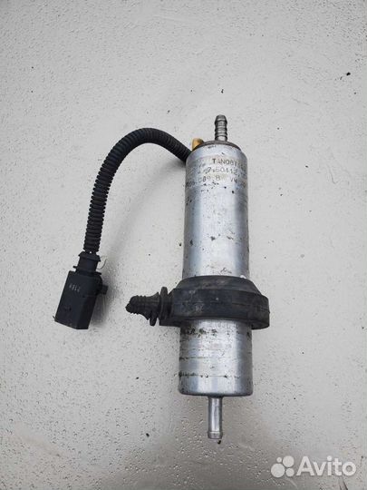 Топливный насос 1K0906089B Audi Q7 Touareg