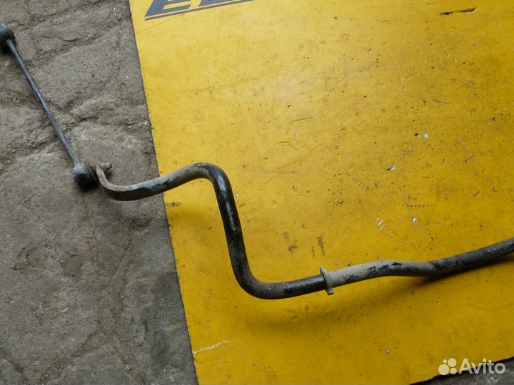 Стабилизатор передний для Toyota Corolla E12