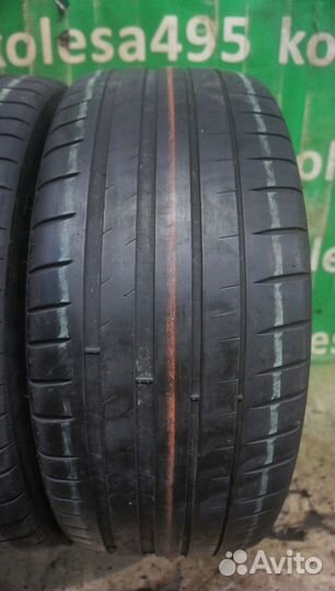 Michelin Pilot Sport 4 245/45 R18 100Y