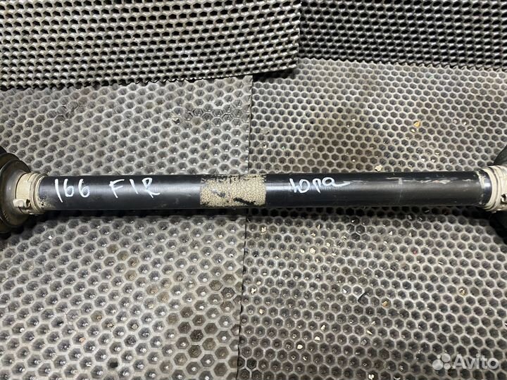 Привод передний правый Mercedes 166 292