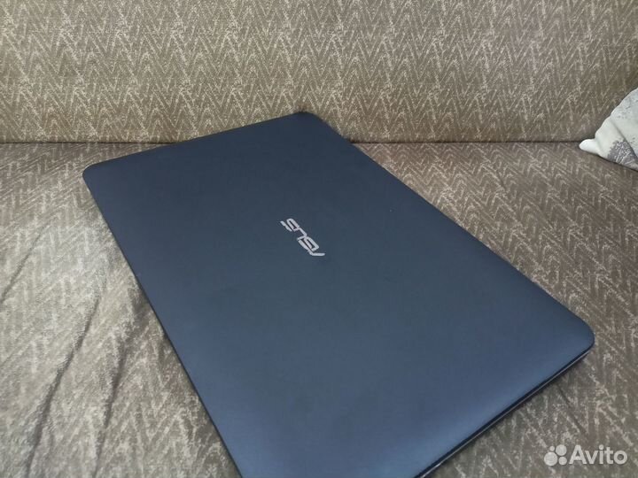 Asus x555 intel i3/SSD