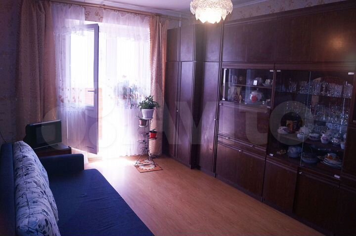 3-к. квартира, 90,6 м², 1/10 эт.