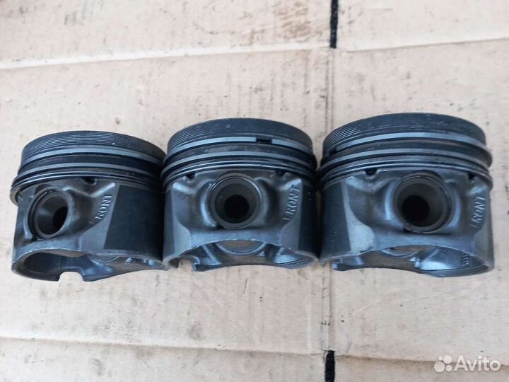 Mercedes Sprinter 2,9TDI ом602 поршня стандарт