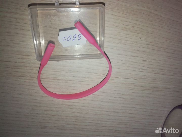 Новый шнурок для детских очков