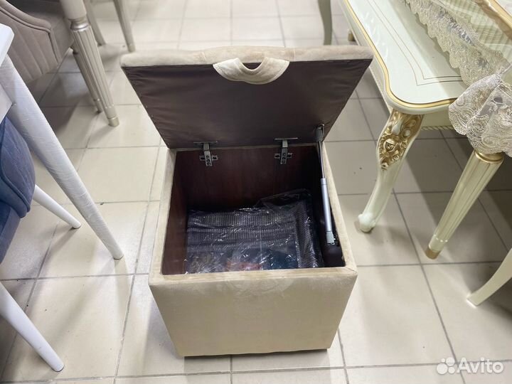 Банкета с каретной стяжкой