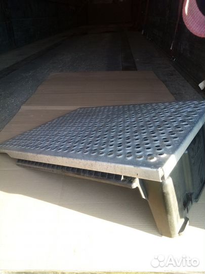 Крышка аккумуляторного ящика Даф 105