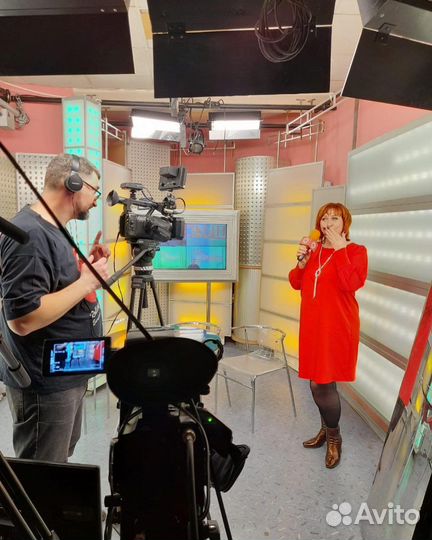 Ведущая (Тамада) поющая