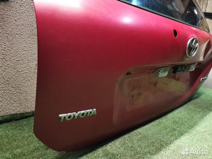 Крышка багажника на Corolla E120