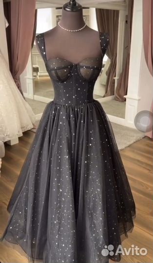 Вечернее платье