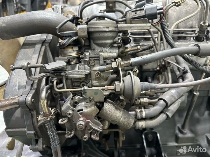 Двигатель Mitsubishi Delica Star Wagon P25V 4D56T