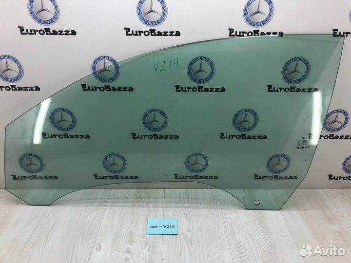 Стекло левой двери Mercedes W207