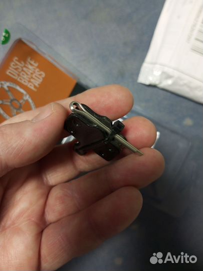 Тормозные колодки на велосипед, скутер, самокат