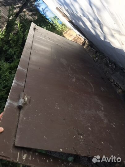 Дверь входная металлическая