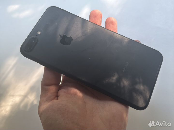 Телефон iPhone 7 plus 32g аккум 81