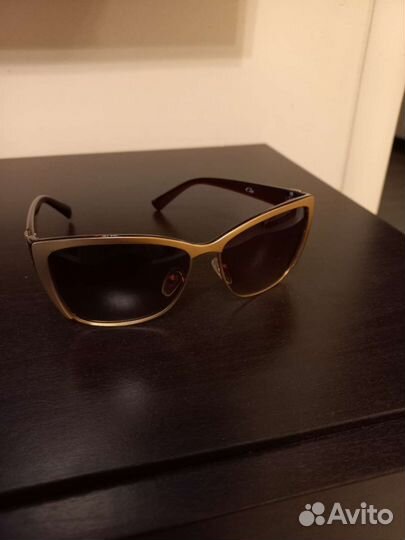 Солнцезащитные очки женские