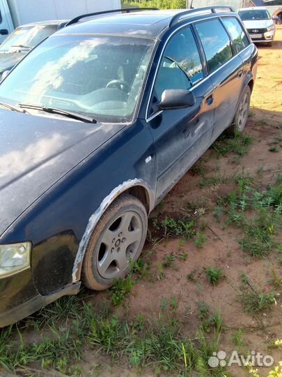 Audi A6 2.5 AT, 2001, битый, 310 000 км